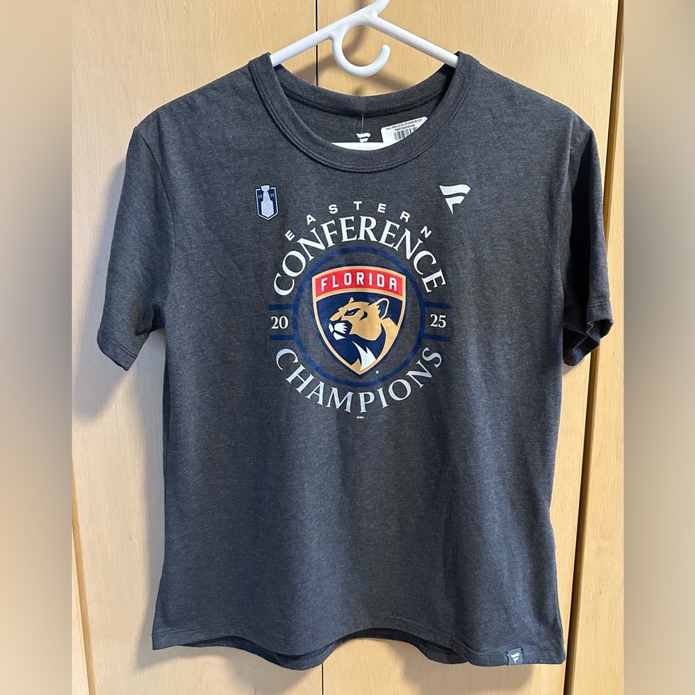 Eastern Conference Champs Florida Panthers 2025 T-Shirt - NWT